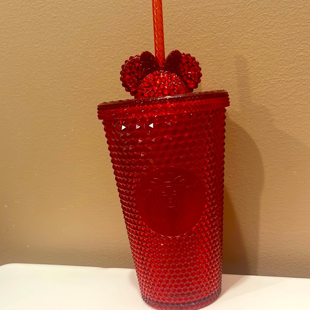 Rare Starbucks Overseas red studded grande